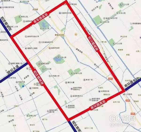 城中两大板块交界处,设有盐城火车站,盐城客运站,盐城高铁站(规划