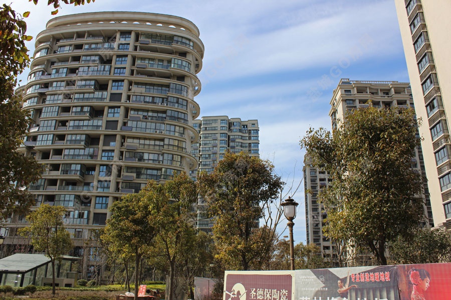 春色满园关不住好花濠璟好时节